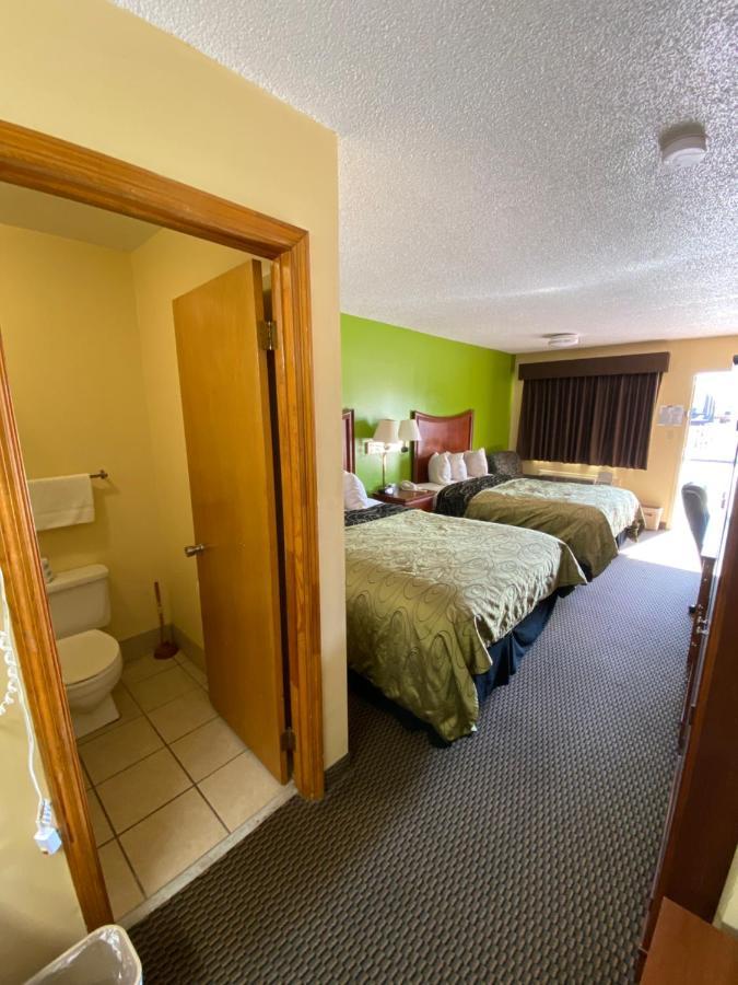 Budget Host Inn - Baxley Zewnętrze zdjęcie