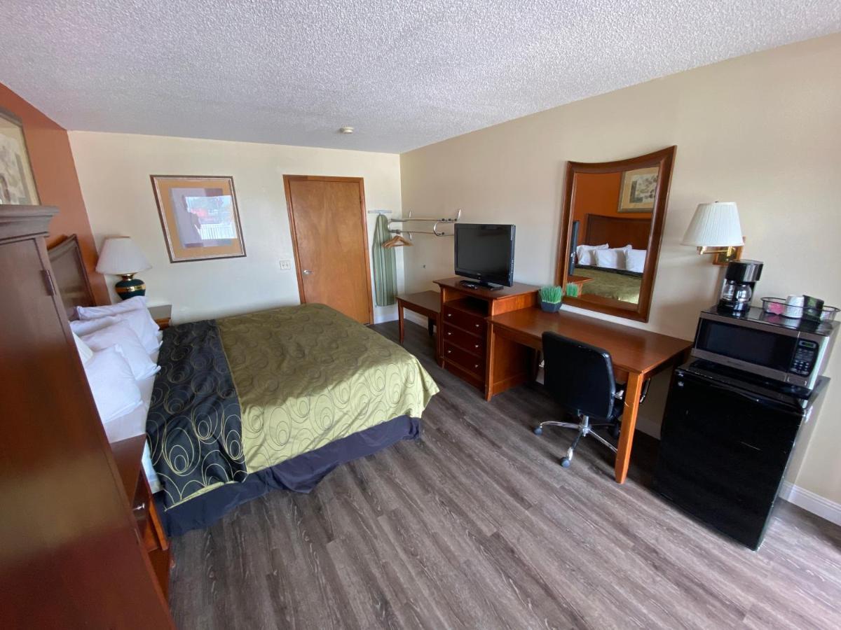 Budget Host Inn - Baxley Zewnętrze zdjęcie