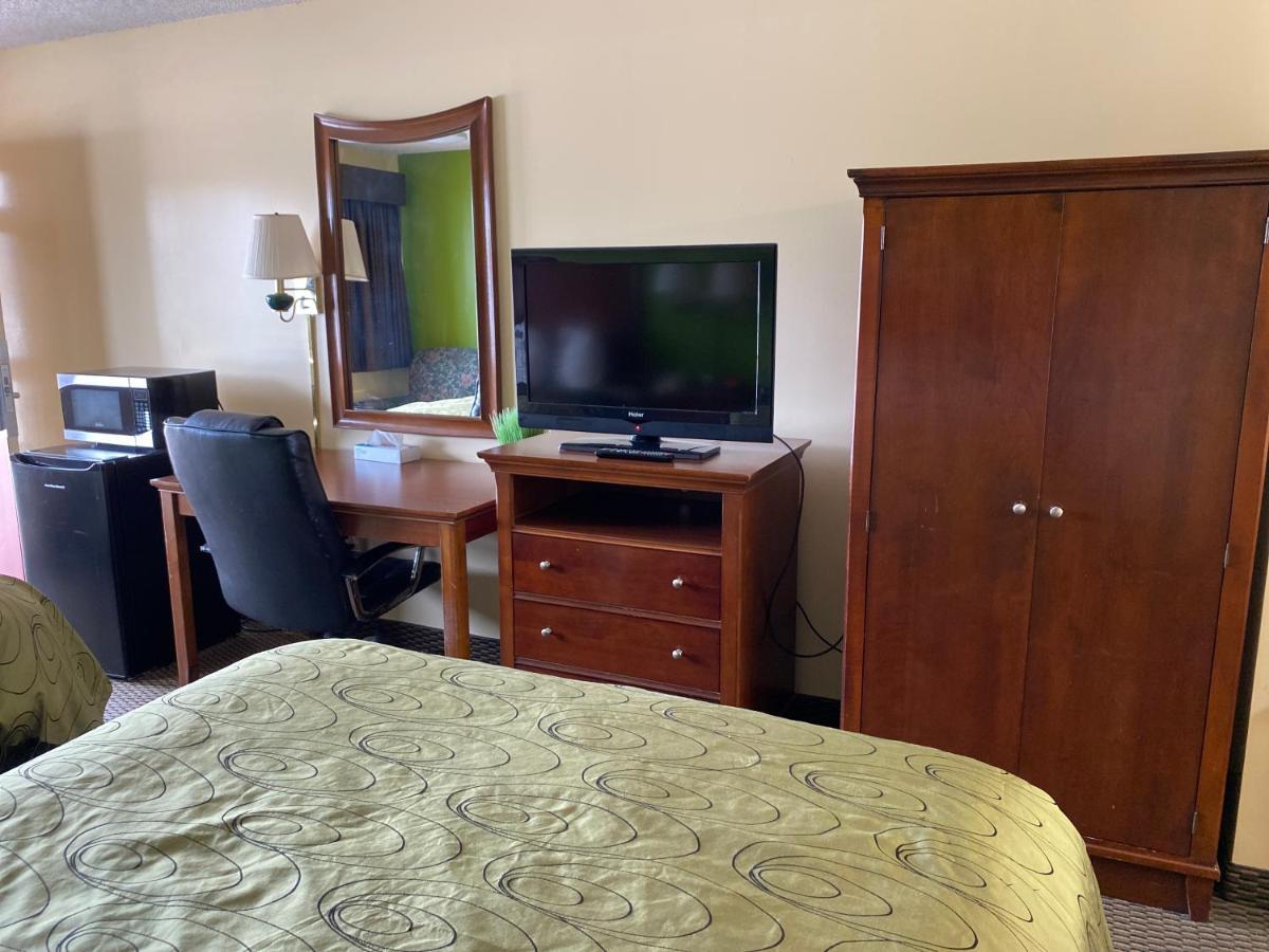 Budget Host Inn - Baxley Zewnętrze zdjęcie